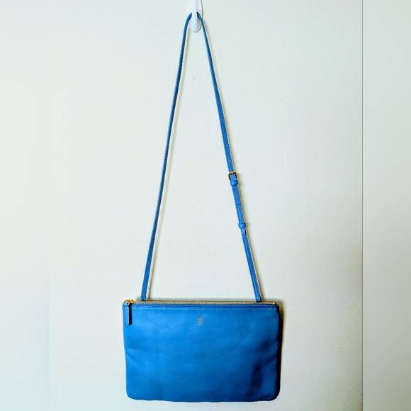 MCM Torqouise Leather Shoulder/ Crossbody Bag In Good Used Condition - Picture 3 of 9